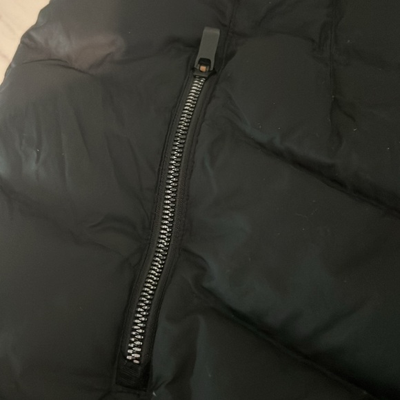Athleta Down Puffer Vest CYA - Picture 6 of 8